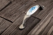 Uchwyt porcelanowy 0728 A-Blue Rose antyczny mosiądz