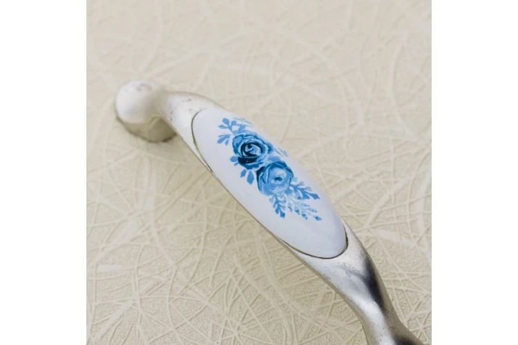 Uchwyt porcelanowy 0728 A-Blue Rose antyczne srebro