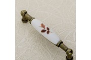 Uchwyt porcelanowy 0728-BB B-brązowy kwiatek antyczny mosiądz
