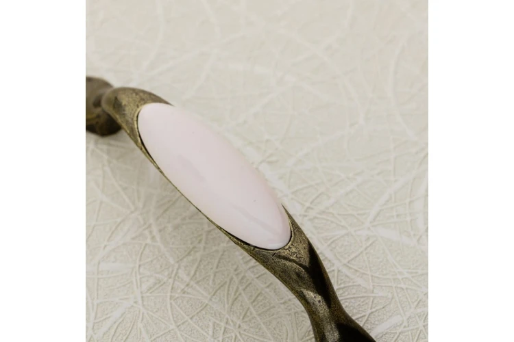 Uchwyt porcelanowy 0728-P0, 0-brak rysunku. antycz