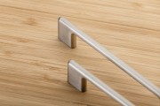 Uchwyt znalowy CAPRI C= 128 mm inox