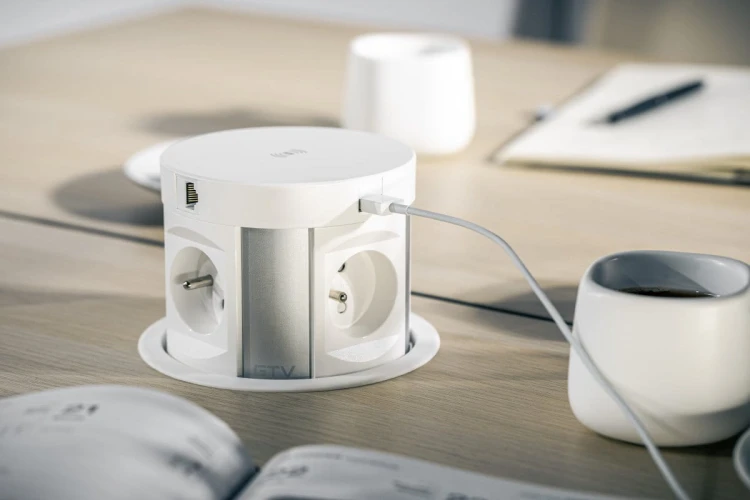 Przedłużacz biur wpuszcz COMFORT PLUS 120mm4x gn french2xUSB.2xRJ45ład induk 5Wprzew 15mczarny