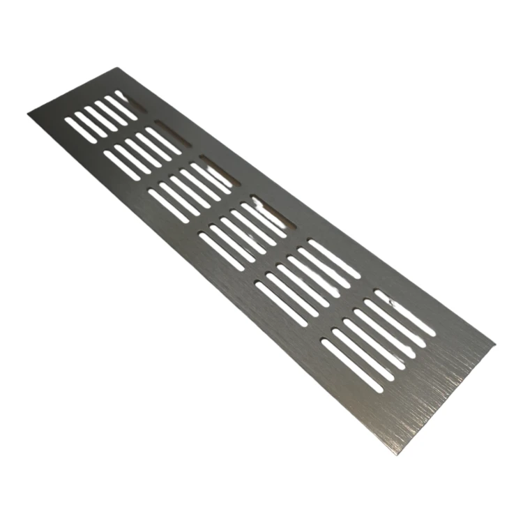Kratka wentylacyjna 250*60 A8 KR-445 inox