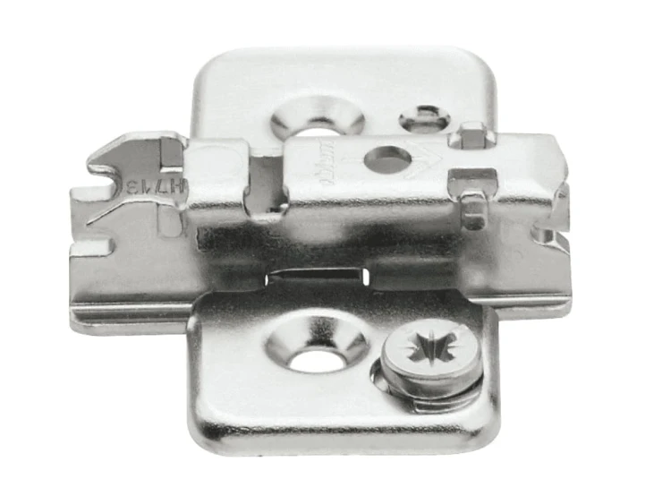 Prowadnik do zawiasu BLUM 173H7130 CLIP 3 mm wkręty