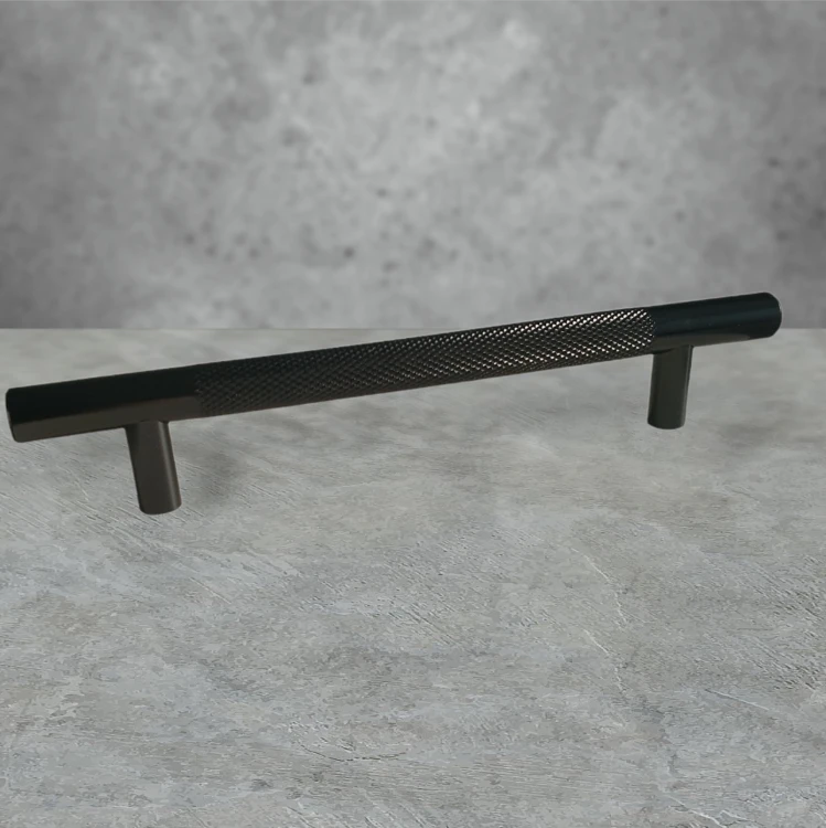 Uchwyt meblowy UDU 3009-128 czarny mat