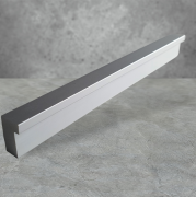 Uchwyt UM-472 L-128 A6 aluminium