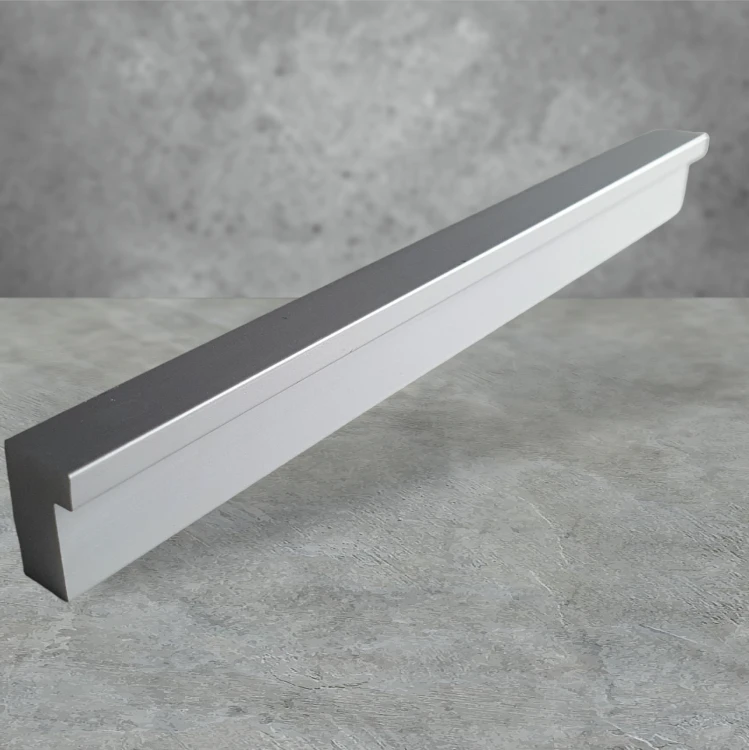 Uchwyt UM-472 L-128 A6 aluminium