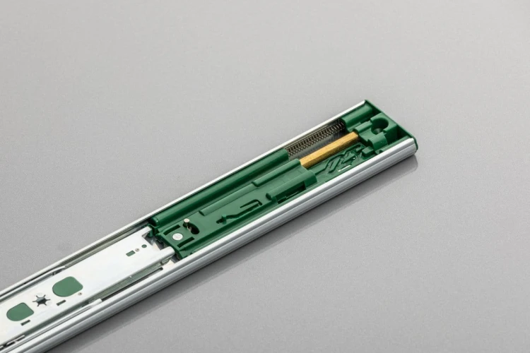 Versalite_PRO_PK-L-P2O-H45_Prowadnica_kulkowa_Versalite_Pro_H45_detal