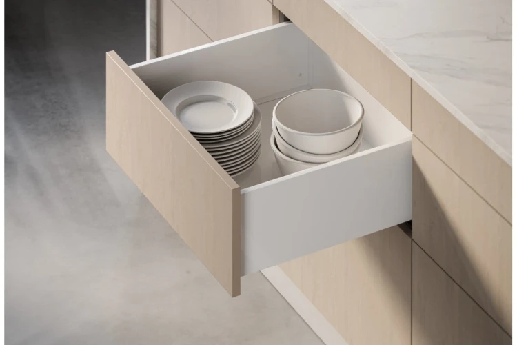 004_Axis_Pro_Kitchen