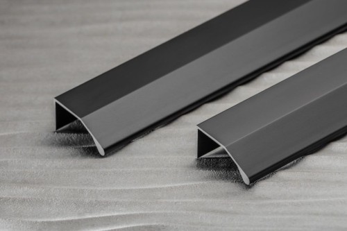 TREX-UA-TREX-32-50-20M_uchwyt_krawedziowy_czarny_mat