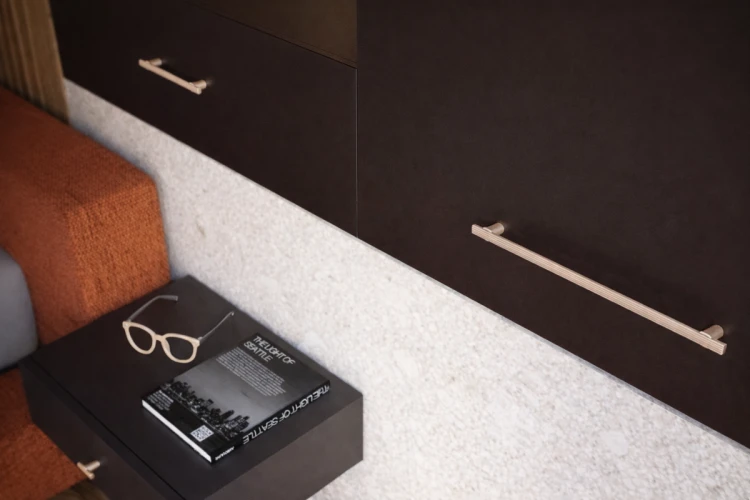 RAY-UZ-RAY-192-23.c0b5061b